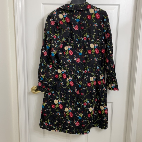 Beautiful embroidered pea coat - Picture 4 of 10